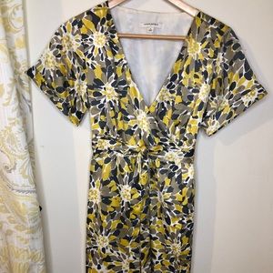 Banana Republic short wrap dress